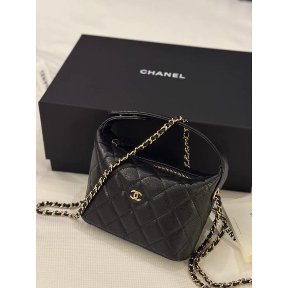 Chanel Women Pre-Loved Bag Very Good Condition